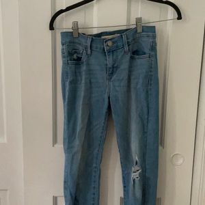 Levi jeans
